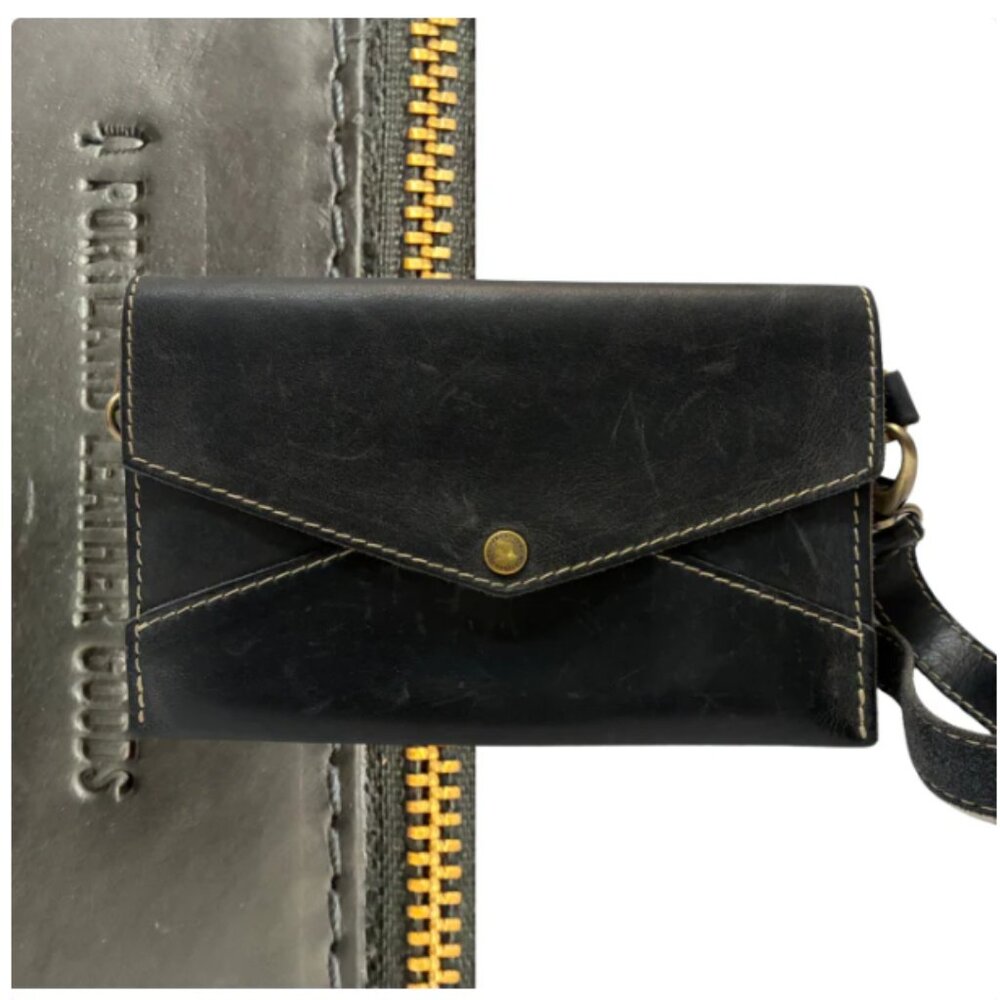 Portland Leather Envelope Convertible Crossbody Bag Navy